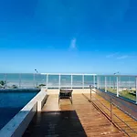Paradise Flat 413